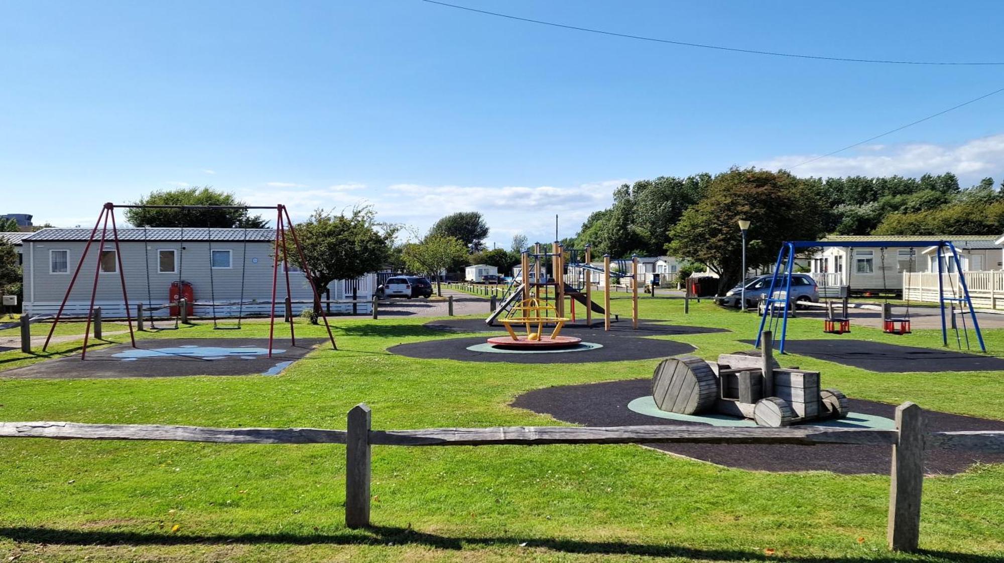 Jp Retreat , West Sand Holiday Park, Selsey Esterno foto